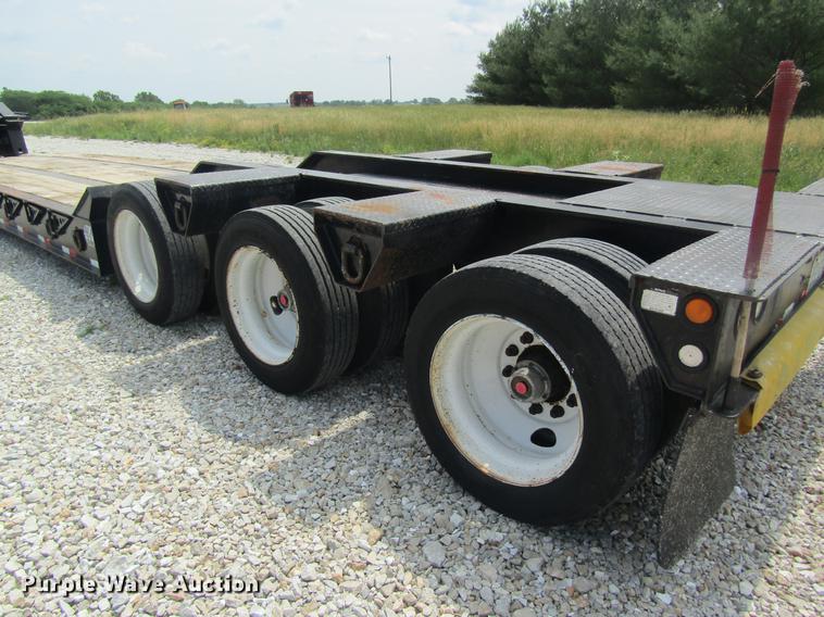 image for item DD8509 2002 Eager Beaver 50GSL lowboy equipment trailer