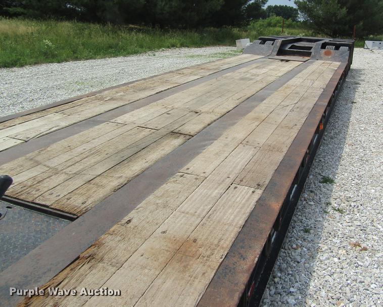 image for item DD8509 2002 Eager Beaver 50GSL lowboy equipment trailer