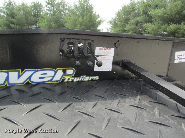 image for item DD8509 2002 Eager Beaver 50GSL lowboy equipment trailer
