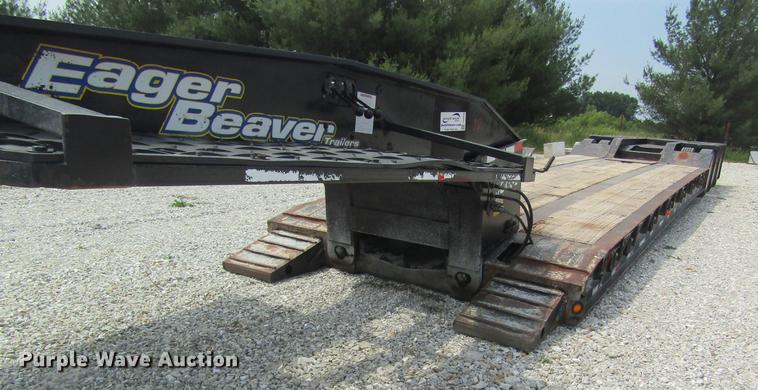 image for item DD8509 2002 Eager Beaver 50GSL lowboy equipment trailer