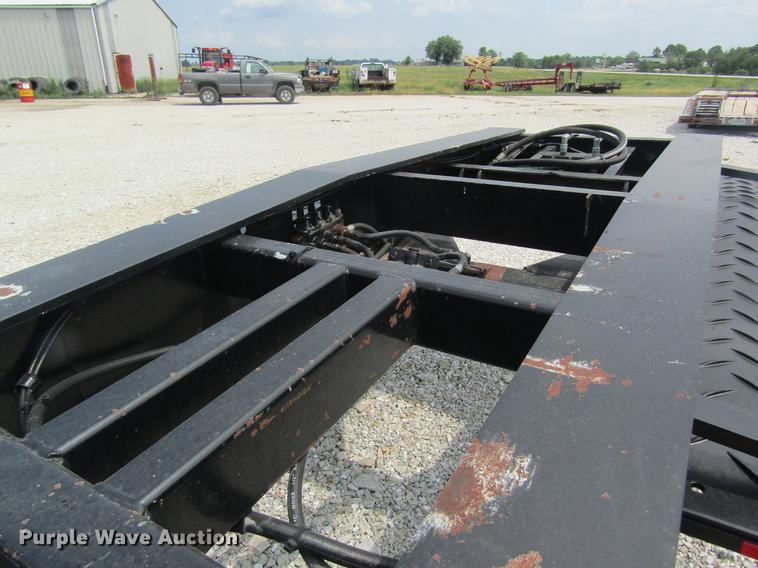 image for item DD8509 2002 Eager Beaver 50GSL lowboy equipment trailer