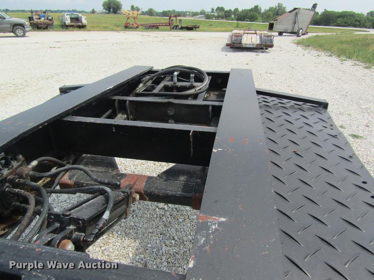 image for item DD8509 2002 Eager Beaver 50GSL lowboy equipment trailer