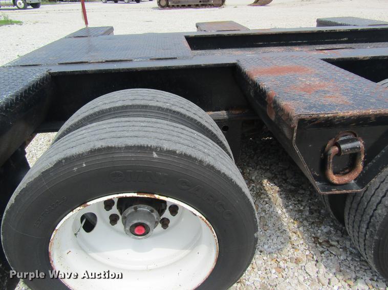 image for item DD8509 2002 Eager Beaver 50GSL lowboy equipment trailer