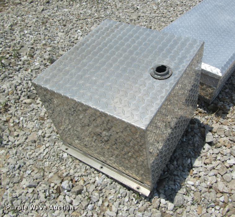 image for item DD8512 Truck parts and accessories