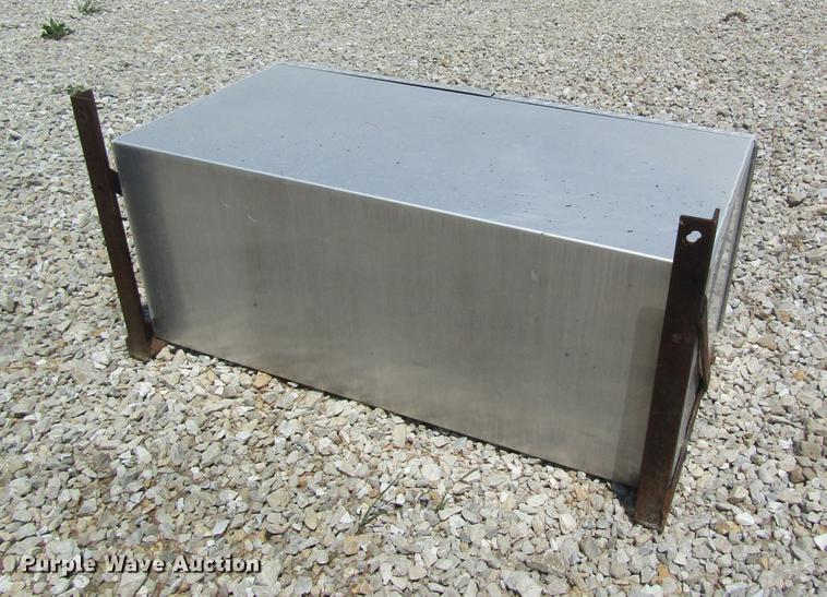 image for item DD8512 Truck parts and accessories