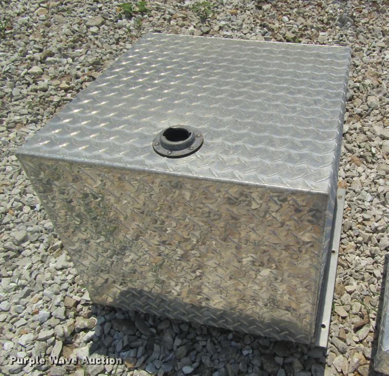 image for item DD8512 Truck parts and accessories