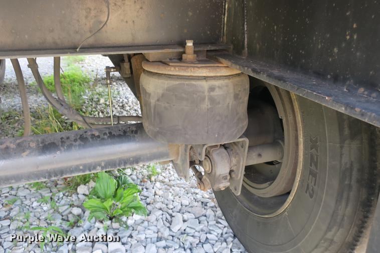 image for item DE3725 2004 Transcraft Eagle W2 flatbed trailer