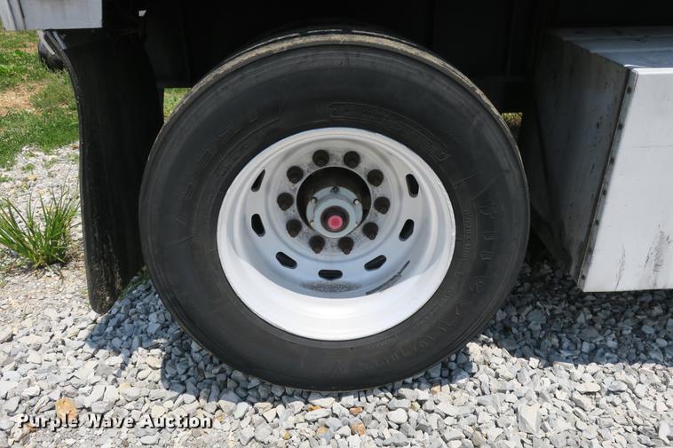 image for item DE3725 2004 Transcraft Eagle W2 flatbed trailer