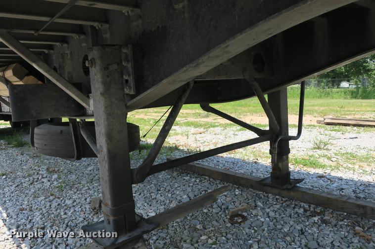 image for item DE3725 2004 Transcraft Eagle W2 flatbed trailer