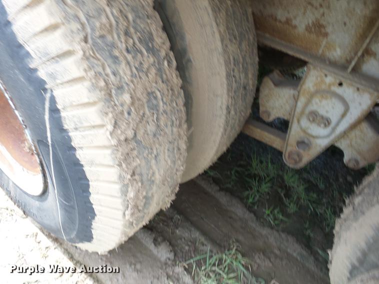 image for item EI9817 1975 Copco ES-DF12FRP dry van trailer