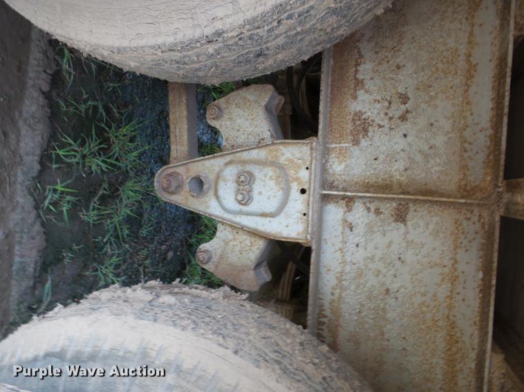 image for item EI9817 1975 Copco ES-DF12FRP dry van trailer