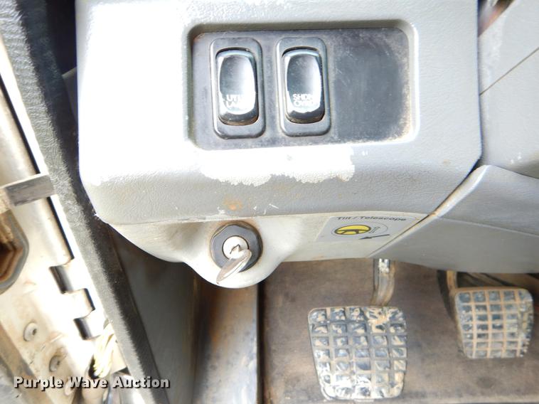 image for item EK9500 2006 Freightliner Columbia 120 semi truck