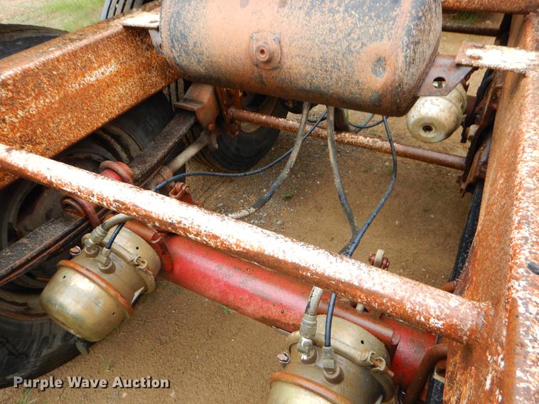 image for item EK9510 1993 CPS bottom dump trailer