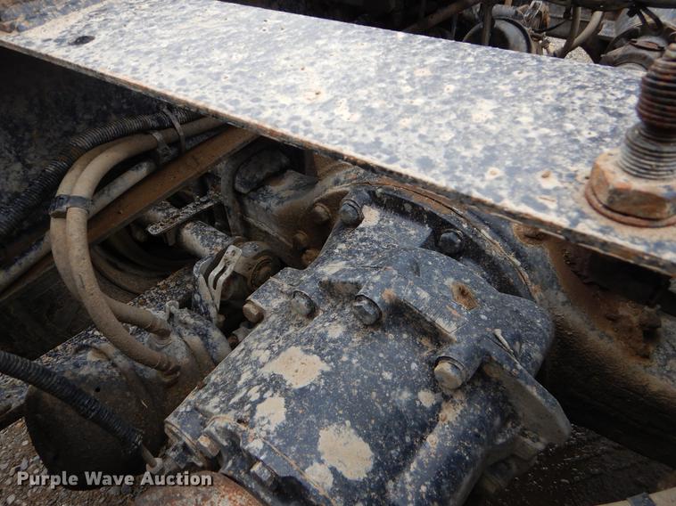 image for item EK9512 2006 Freightliner Columbia 120 semi truck