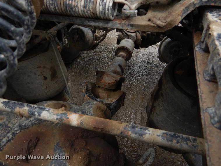 image for item EK9512 2006 Freightliner Columbia 120 semi truck