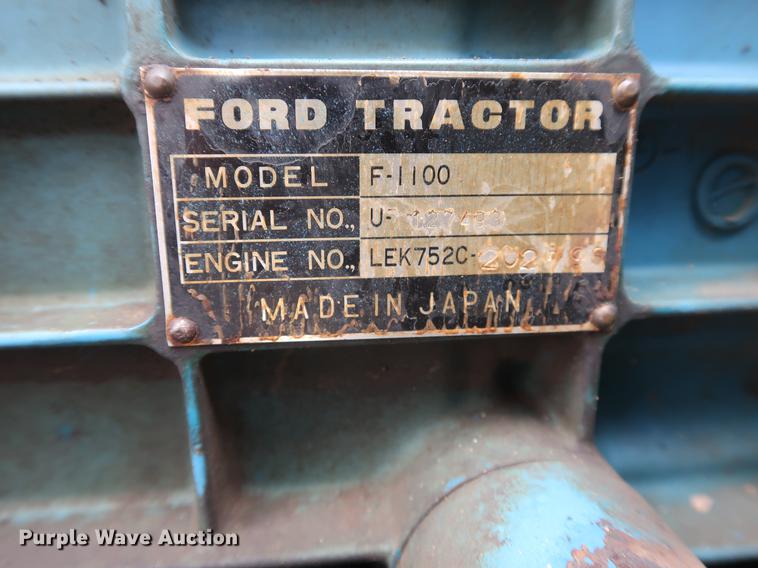 image for item AT9235 Ford F1100 tractor