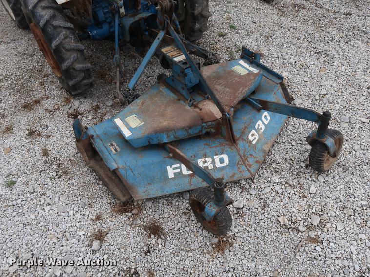 image for item AT9235 Ford F1100 tractor