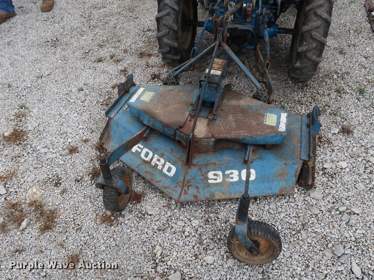 image for item AT9235 Ford F1100 tractor