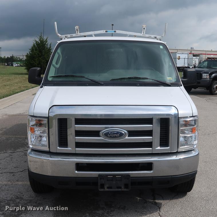 image for item AX9020 2012 Ford E250 van