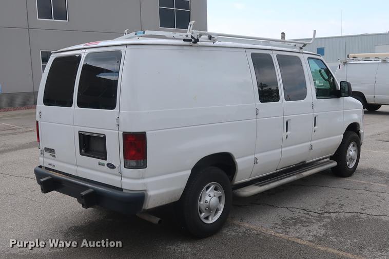 image for item AX9020 2012 Ford E250 van