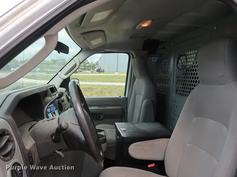 image for item AX9020 2012 Ford E250 van