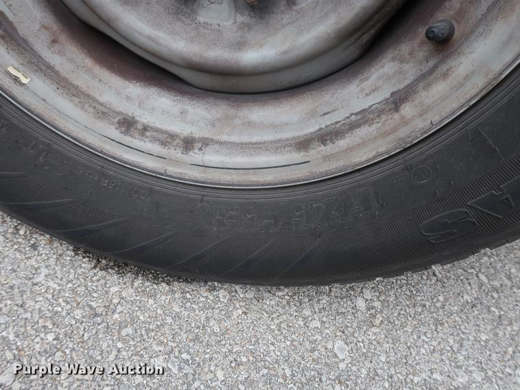 image for item AX9020 2012 Ford E250 van