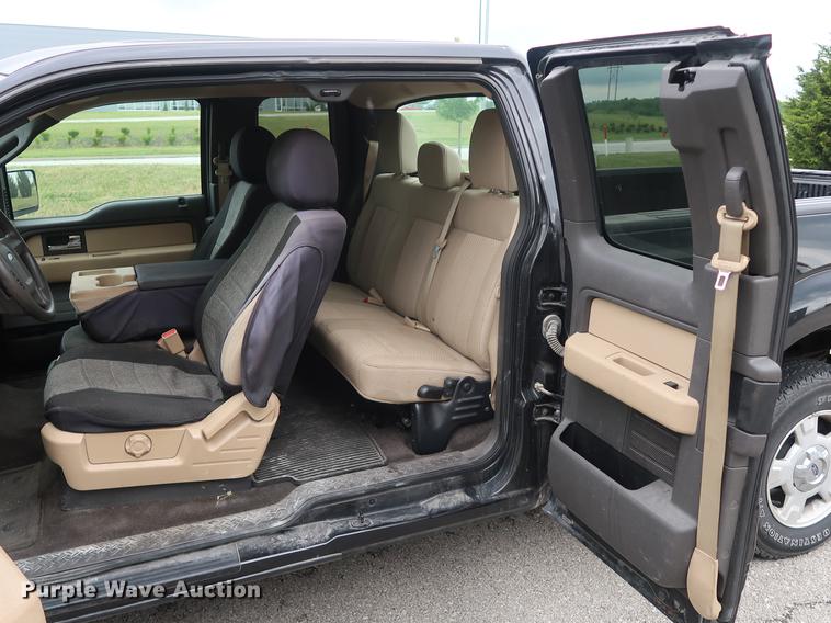 image for item AX9021 2012 Ford F150 SuperCab pickup truck