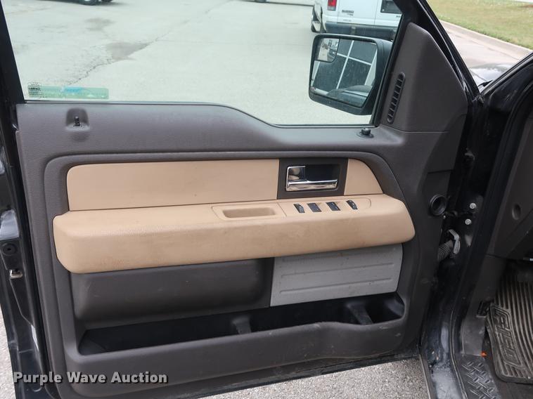 image for item AX9021 2012 Ford F150 SuperCab pickup truck