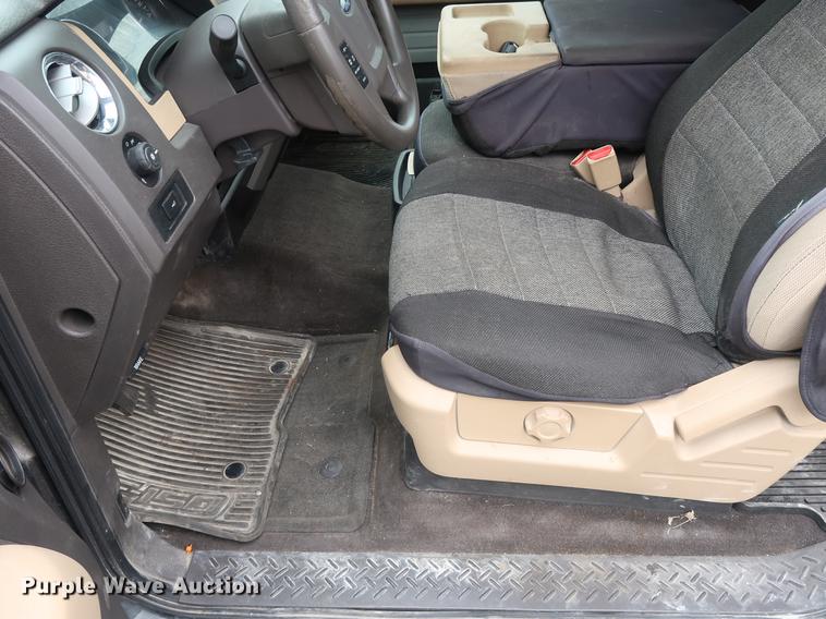 image for item AX9021 2012 Ford F150 SuperCab pickup truck