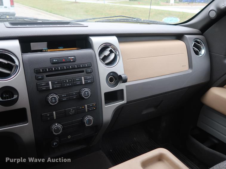 image for item AX9021 2012 Ford F150 SuperCab pickup truck