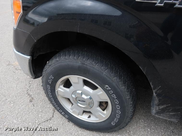 image for item AX9021 2012 Ford F150 SuperCab pickup truck