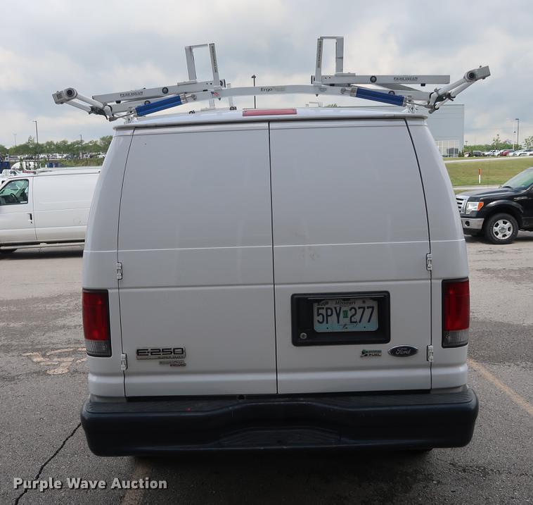 image for item AX9023 2012 Ford E250 van
