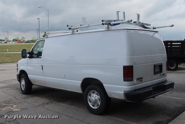 image for item AX9023 2012 Ford E250 van