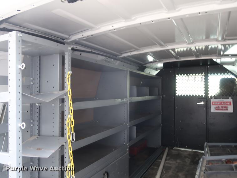 image for item AX9023 2012 Ford E250 van