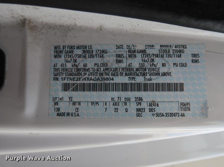 image for item AX9024 2010 Ford E250 van