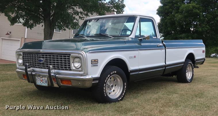 image for item AX9026 1971 Chevrolet Cheyenne 10 pickup truck