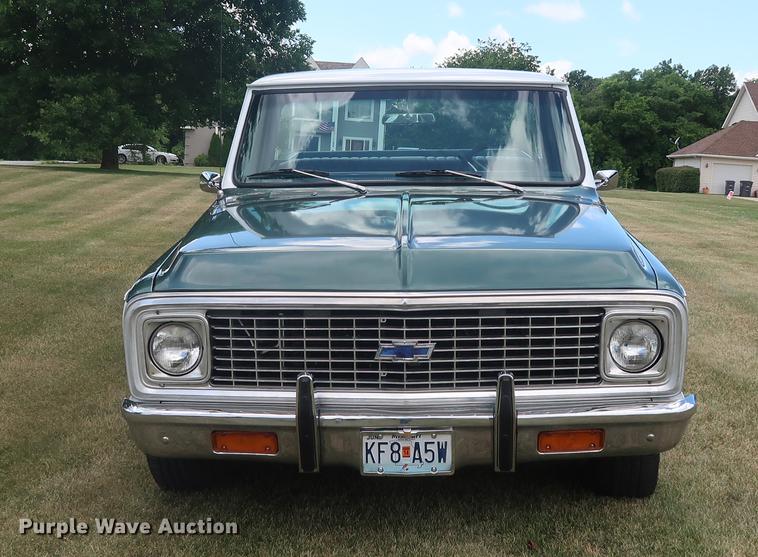 image for item AX9026 1971 Chevrolet Cheyenne 10 pickup truck