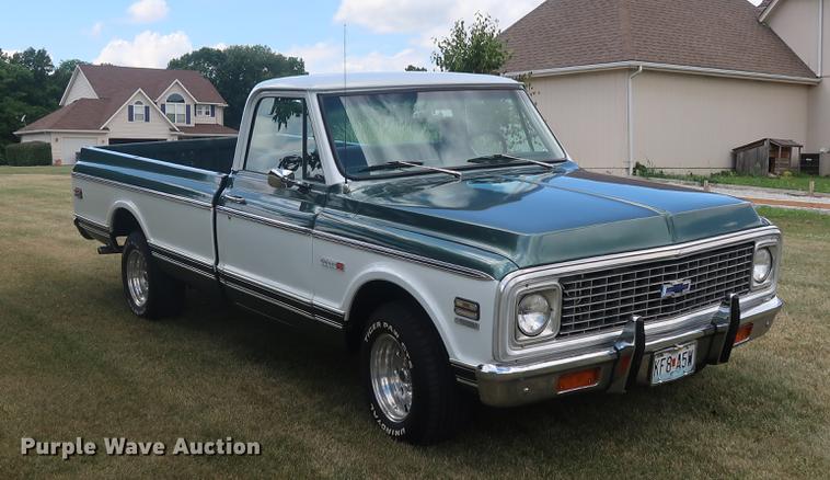 image for item AX9026 1971 Chevrolet Cheyenne 10 pickup truck