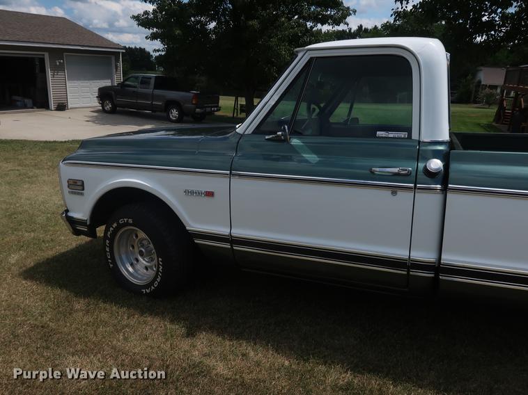 image for item AX9026 1971 Chevrolet Cheyenne 10 pickup truck