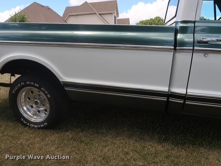 image for item AX9026 1971 Chevrolet Cheyenne 10 pickup truck