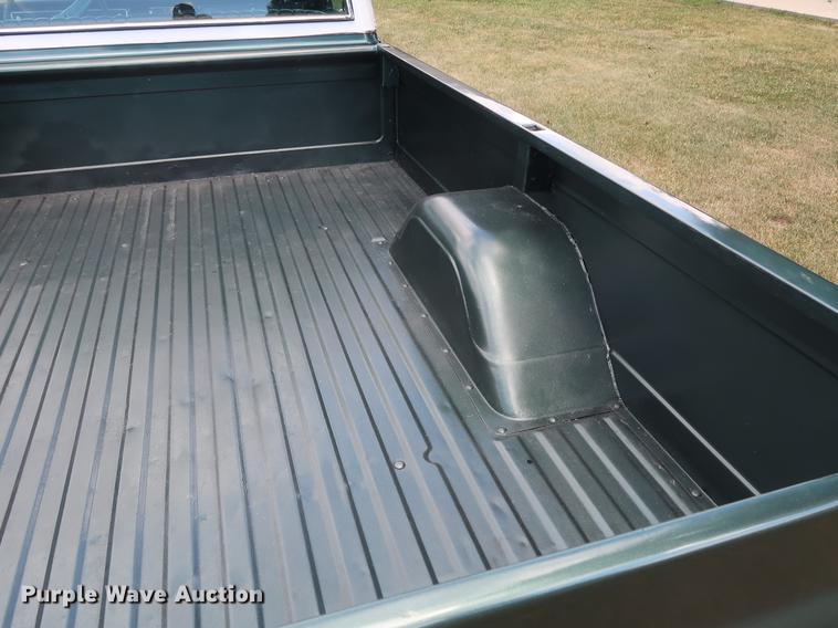 image for item AX9026 1971 Chevrolet Cheyenne 10 pickup truck