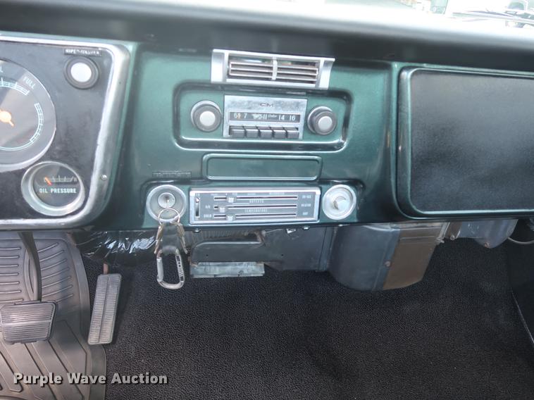 image for item AX9026 1971 Chevrolet Cheyenne 10 pickup truck