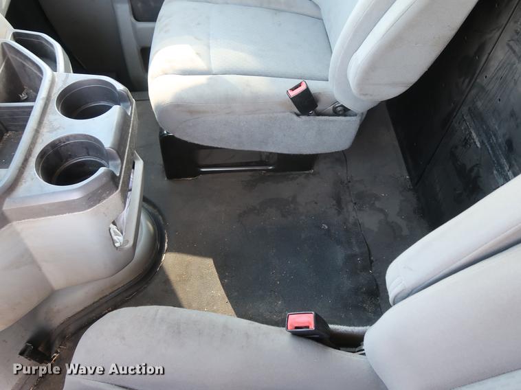 image for item AX9027 2012 Ford Econoline E250 van