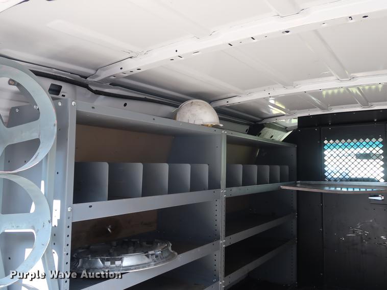 image for item AX9027 2012 Ford Econoline E250 van