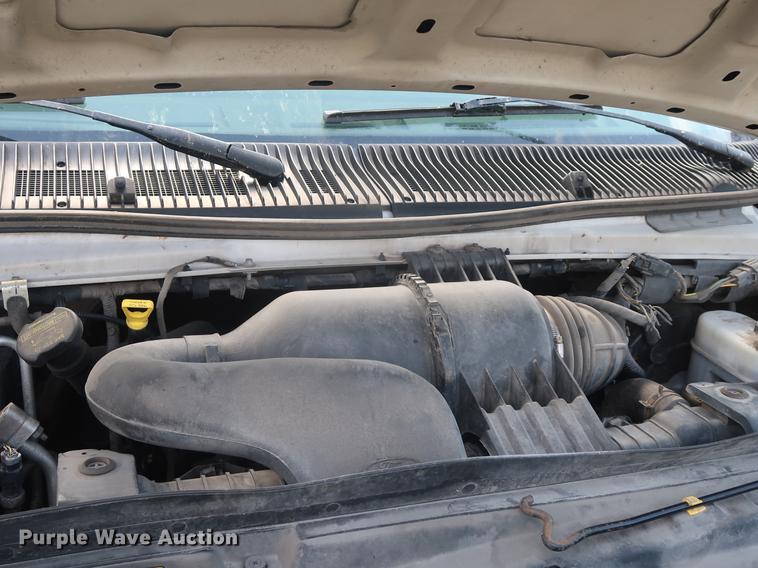 image for item AX9027 2012 Ford Econoline E250 van