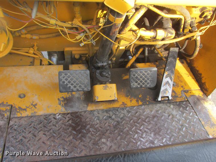 image for item DA8254 Caterpillar V50B forklift