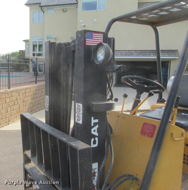 image for item DA8254 Caterpillar V50B forklift
