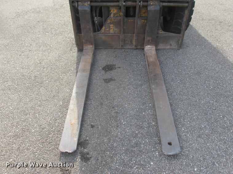 image for item DA8254 Caterpillar V50B forklift