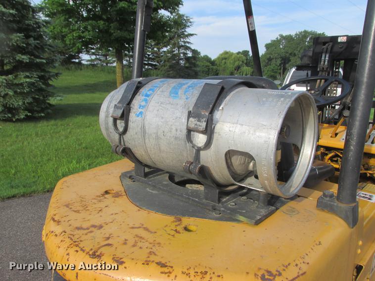 image for item DA8254 Caterpillar V50B forklift