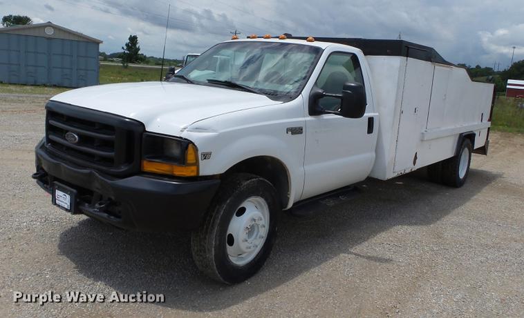image for item DB7115 1999 Ford F550 Super Duty utility truck